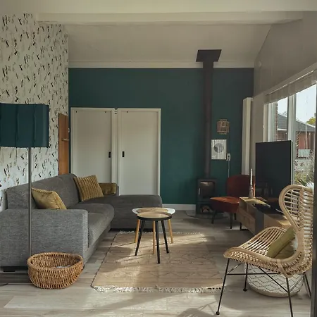 Holiday home The Kingfisher Dirkshorn